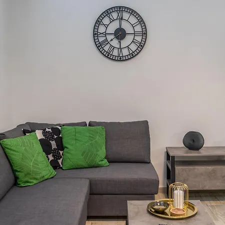 Modern 3min Walk To Fits 4