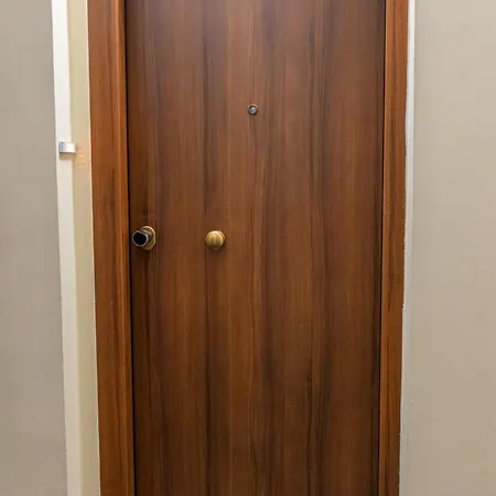 Modern 3min Walk To Fits 4 Apartamento