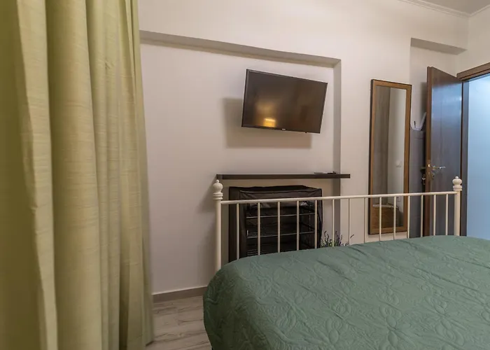 Modern 3min Walk To Fits 4 Apartamento