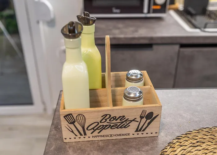 Modern 3min Walk To Fits 4